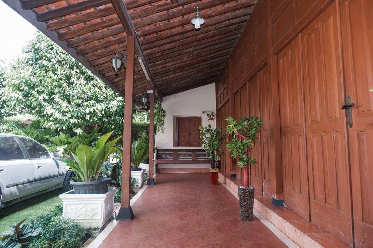 Oyo 405 Wisma Yosoputro Tanjungtirto Εξωτερικό φωτογραφία