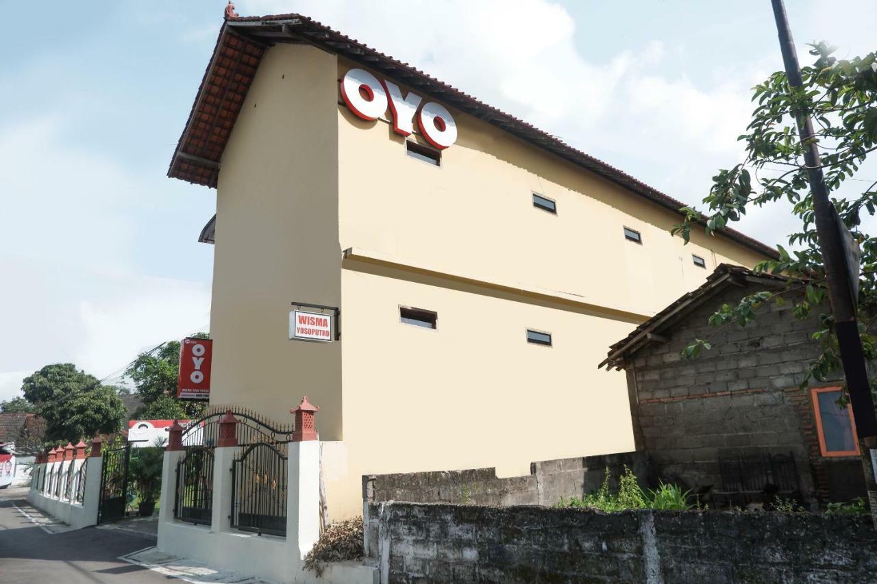 Oyo 405 Wisma Yosoputro Tanjungtirto Εξωτερικό φωτογραφία