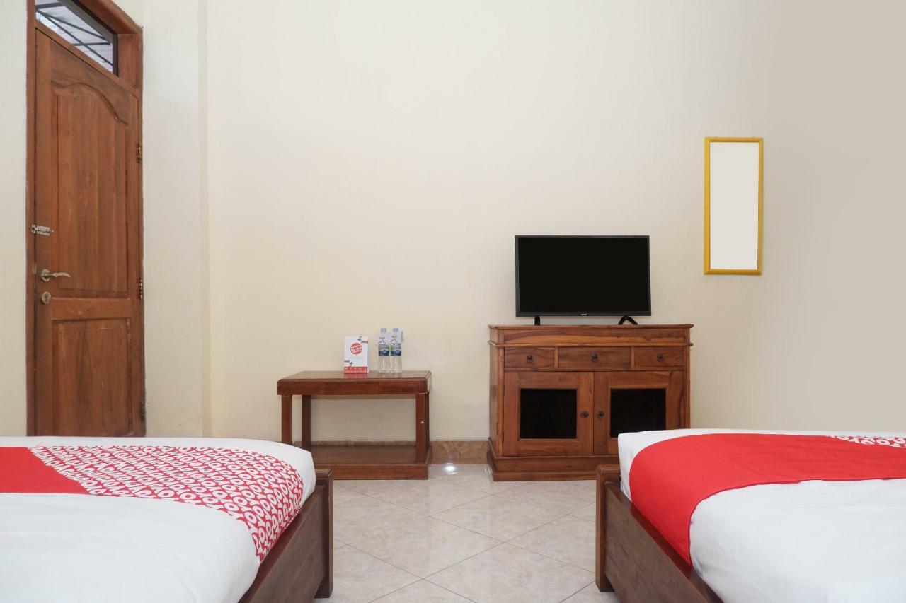 Oyo 405 Wisma Yosoputro Tanjungtirto Εξωτερικό φωτογραφία