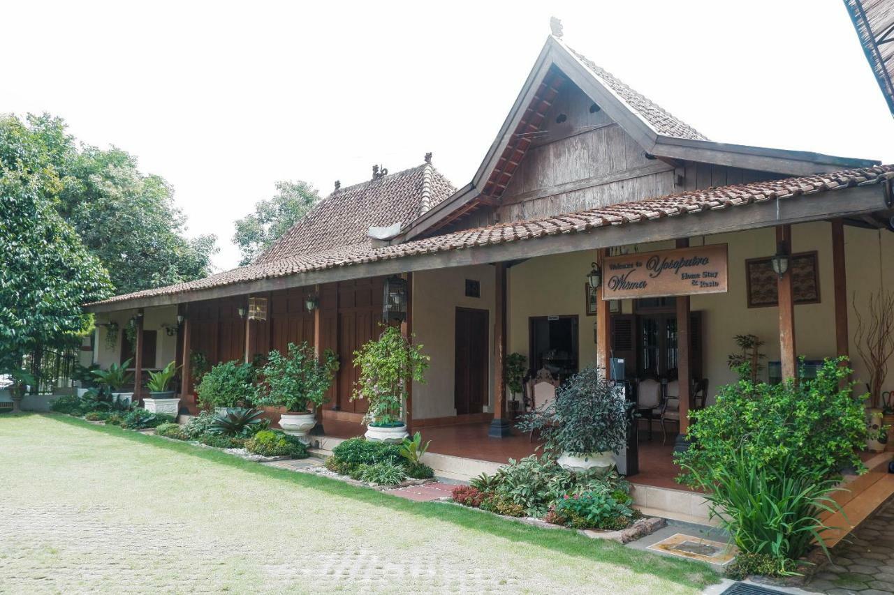 Oyo 405 Wisma Yosoputro Tanjungtirto Εξωτερικό φωτογραφία