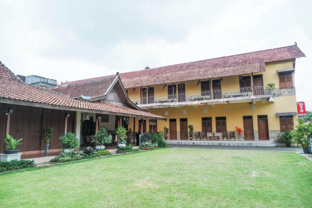 Oyo 405 Wisma Yosoputro Tanjungtirto Εξωτερικό φωτογραφία