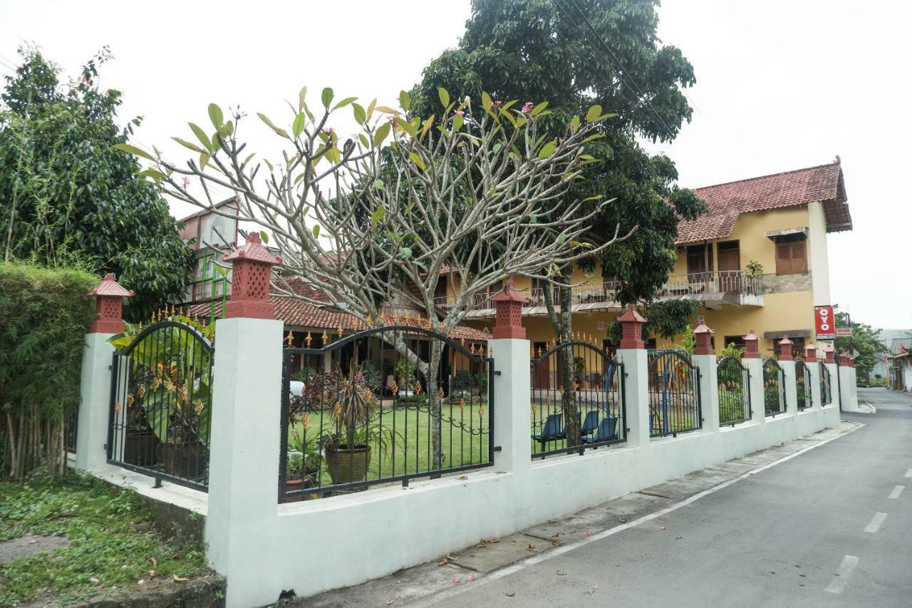 Oyo 405 Wisma Yosoputro Tanjungtirto Εξωτερικό φωτογραφία